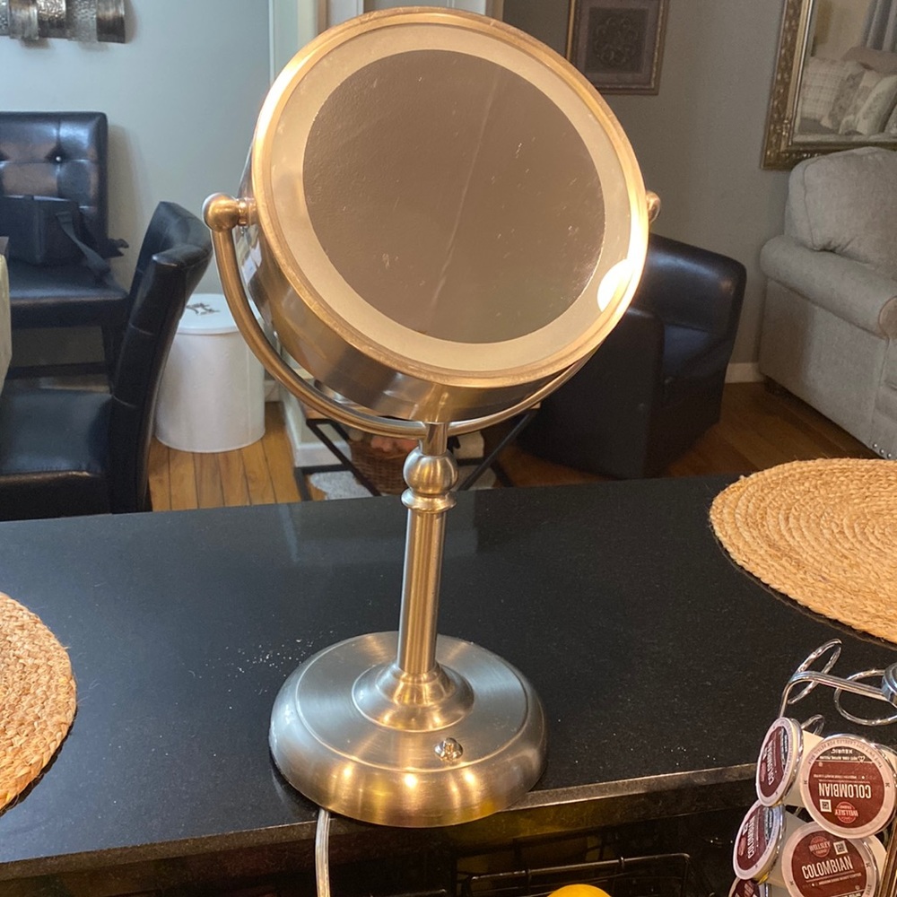 LED Mirror